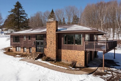 Beach Home For Sale in Duluth, Minnesota