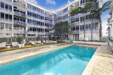 Beach Condo For Sale in Miami Beach, Florida