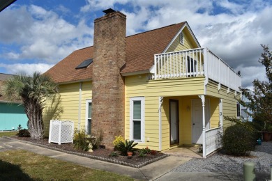 Beach Home For Sale in North Myrtle Beach, South Carolina