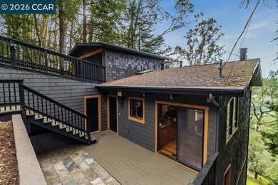 Beach Home For Sale in Oakland, California