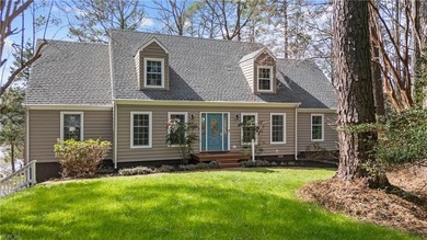 Beach Home For Sale in Carrollton, Virginia
