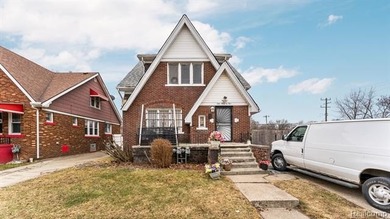 Beach Home For Sale in Detroit, Michigan
