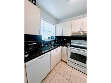 Beach Condo For Sale in Sunrise, Florida