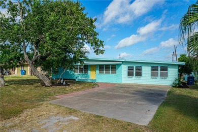 Beach Home For Sale in Ingleside, Texas