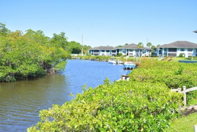 Beach Townhome/Townhouse For Sale in Stuart, Florida