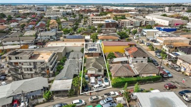 Beach Home For Sale in Honolulu, Hawaii