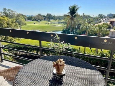 Beach Condo For Sale in Longboat Key, Florida