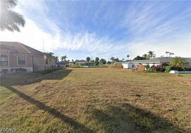 Beach Lot For Sale in Cape Coral, Florida
