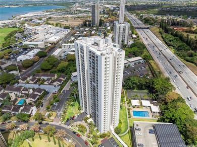 Beach Condo For Sale in Aiea, Hawaii
