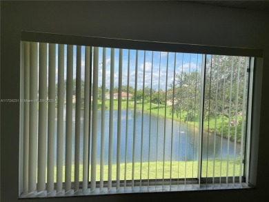 Beach Condo For Sale in Coral Springs, Florida