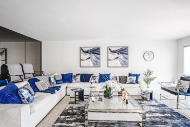 Beach Condo For Sale in Lauderdale By The Sea, Florida