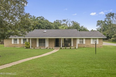 Beach Home For Sale in Pass Christian, Mississippi