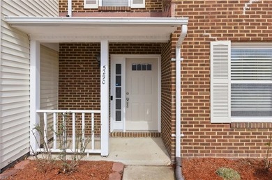 Beach Townhome/Townhouse For Sale in Virginia Beach, Virginia