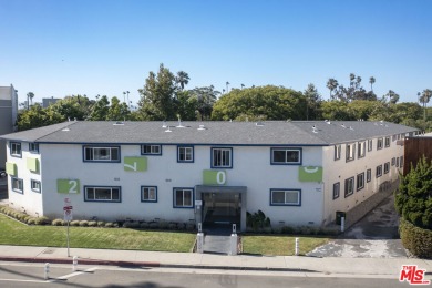 Beach Home For Sale in Venice, California