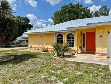 Beach Home For Sale in Punta Gorda, Florida