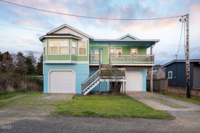 Beach Home For Sale in Pacific City, Oregon