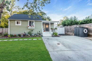 Beach Home Sale Pending in Bayville, New York