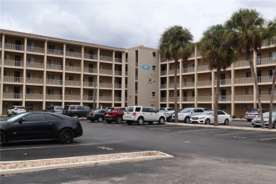 Beach Condo For Sale in Bradenton, Florida