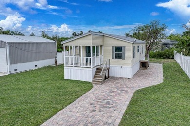 Beach Home For Sale in Punta Gorda, Florida