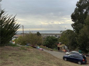 Beach Lot For Sale in Morro Bay, California
