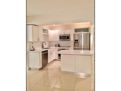 Beach Condo For Sale in Hallandale Beach, Florida