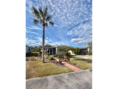 Beach Home For Sale in Ellenton, Florida