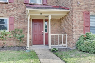 Beach Townhome/Townhouse Sale Pending in Hampton, Virginia