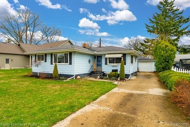 Beach Home For Sale in Port Huron, Michigan