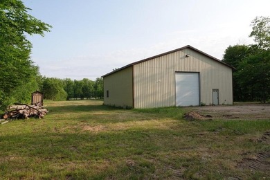Beach Home For Sale in Naubinway, Michigan
