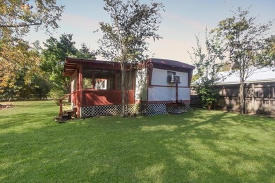 Beach Home For Sale in Wewahitchka, Florida