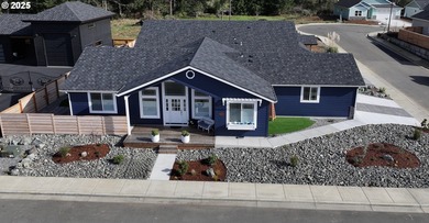 Beach Home For Sale in Brookings, Oregon