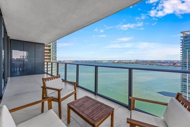 Beach Condo For Sale in Miami, Florida