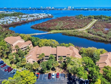 Beach Condo For Sale in Daytona Beach, Florida