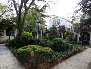 Beach Home For Sale in Perth Amboy, New Jersey