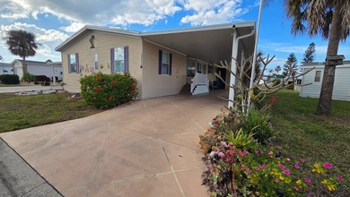 Beach Home For Sale in Ruskin, Florida