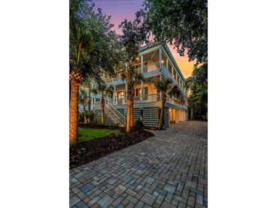 Beach Home For Sale in Isle of Palms, South Carolina