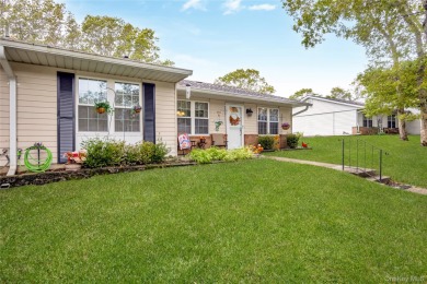 Beach Condo For Sale in Ridge, New York