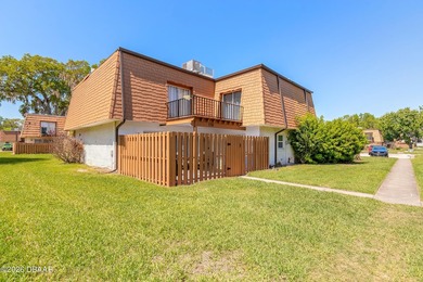 Beach Townhome/Townhouse For Sale in Port Orange, Florida