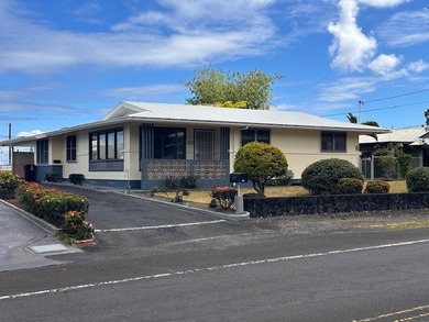 Beach Home For Sale in Hilo, Hawaii