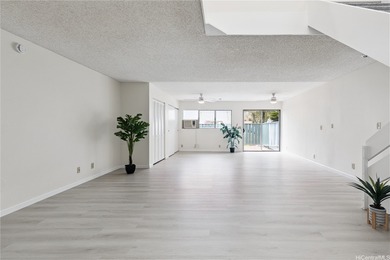 Beach Condo Active Under Contract in Mililani, Hawaii