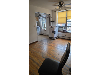 Beach Home For Sale in Bronx, New York