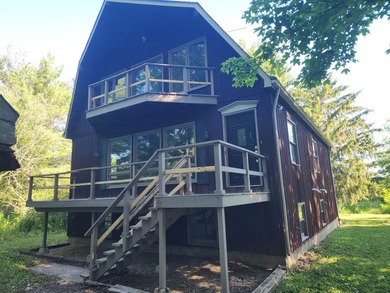 Beach Home Sale Pending in Chesterton, Indiana