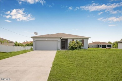 Home For Sale in Lehigh Acres image photo picture
