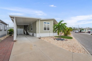 Beach Home For Sale in Bradenton, Florida