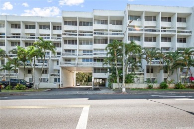 Beach Condo For Sale in Kaneohe, Hawaii