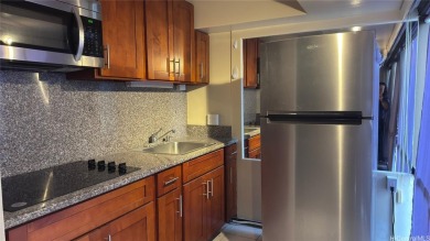 Beach Condo For Sale in Honolulu, Hawaii