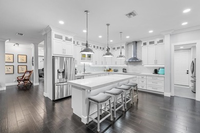 Beach Home For Sale in West Palm Beach, Florida