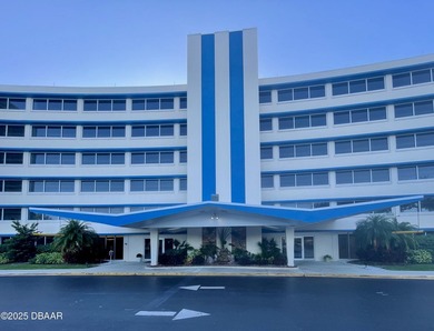 Beach Condo For Sale in Daytona Beach, Florida