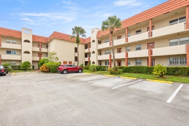 Beach Condo For Sale in Sunrise, Florida