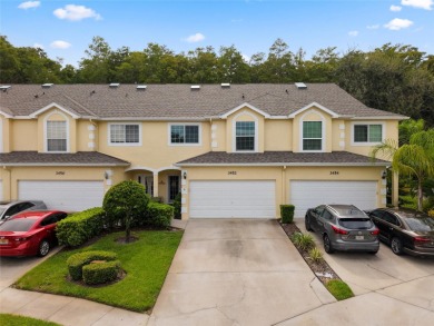 Beach Townhome/Townhouse For Sale in Palm Harbor, Florida